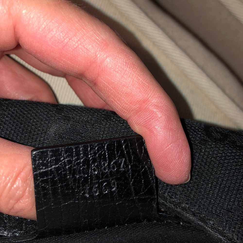 Authentic Gucci Horsebit hobo - Picture 5 of 8